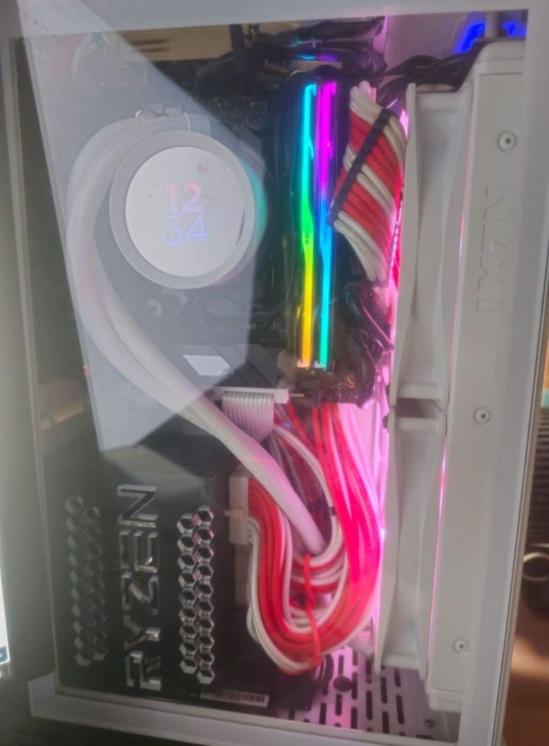 Custom Gaming PC Build63222274513282116