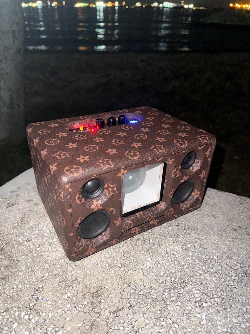 DIY Speaker 3-inch JBL UE MEGA BOOM SONY LG YP Party Office Speaker, 100-watt Bluetooth speaker, 16.8-volt battery, 2.1 amp system, 30-watt LG subwoofer, 2.25-watt hk midrange, random lights63205306372226114