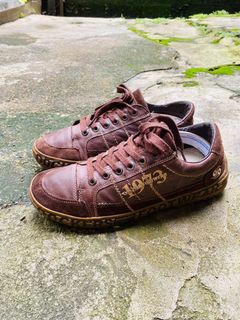 (Kategori: ) berada di . Dikirim oleh sepatu_secondden (ID iklan 1380484099, Gambar 1). Deskripsi: .