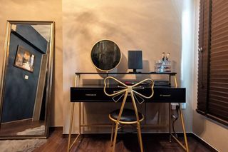 (Category: ) located in . Submitted by sixant6 (Listing ID 1380456235, Image 1). Description: .