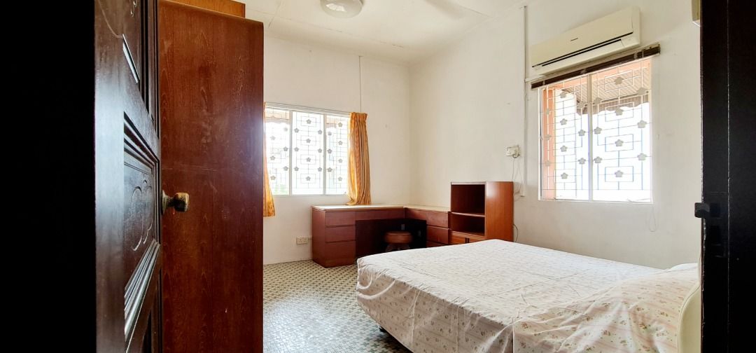Exclusive charming D15 landed semi-detached bedroom for immediate rent63108835905409113
