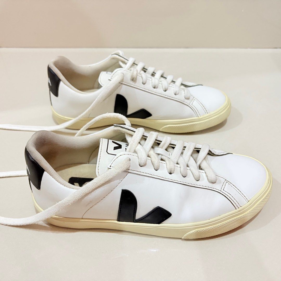 FOR SALE Veja Esplar Leather White/Black (Size 35), Fesyen