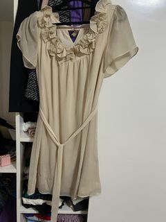 (Category: ) located in . Submitted by cheap.ukay (Listing ID 1380389474, Image 1). Description: .