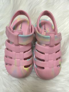 (Category: ) located in . Submitted by ciksunflower (Listing ID 1380327189, Image 1). Description: .