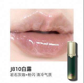 (Category: ) located in . Submitted by glitandglam (Listing ID 1380361928, Image 1). Description: .