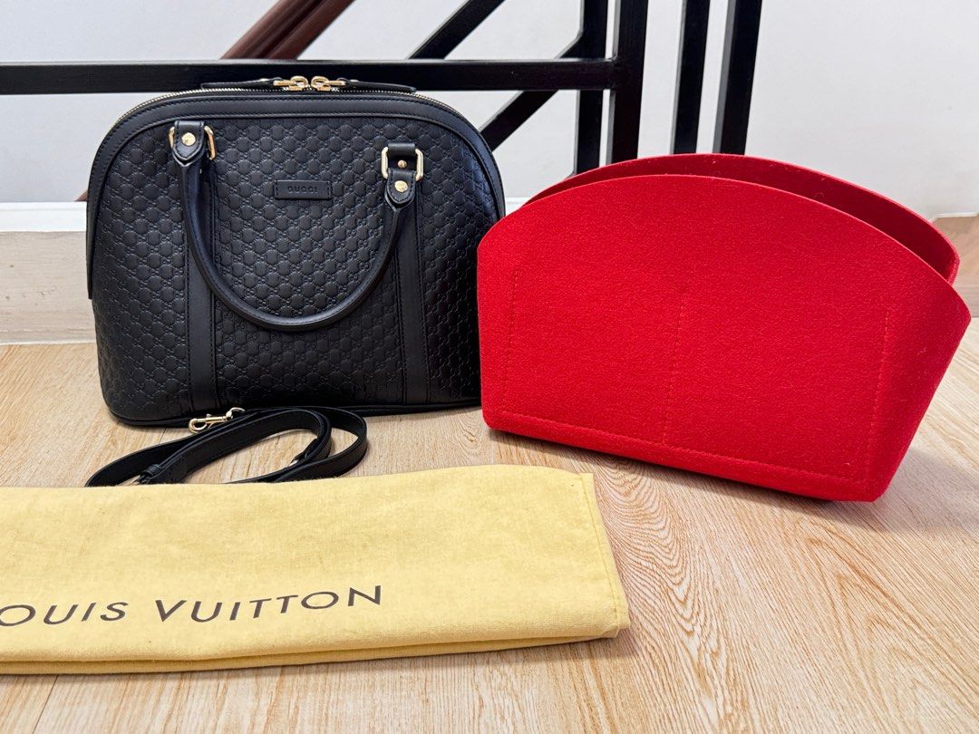 Gucci guccissimma dome medium (Category: Luxury Bags & Wallets) located in Marikina City. Submitted by joanabelvis01 (Listing ID 1380371198, Image 1). Description: Gucc! gucc!ssima dome ( medium ) used ( excellent condition ) sling is unused NOT MINI DOME no inclusion ( replacement dustbag only ) free bag organizer .