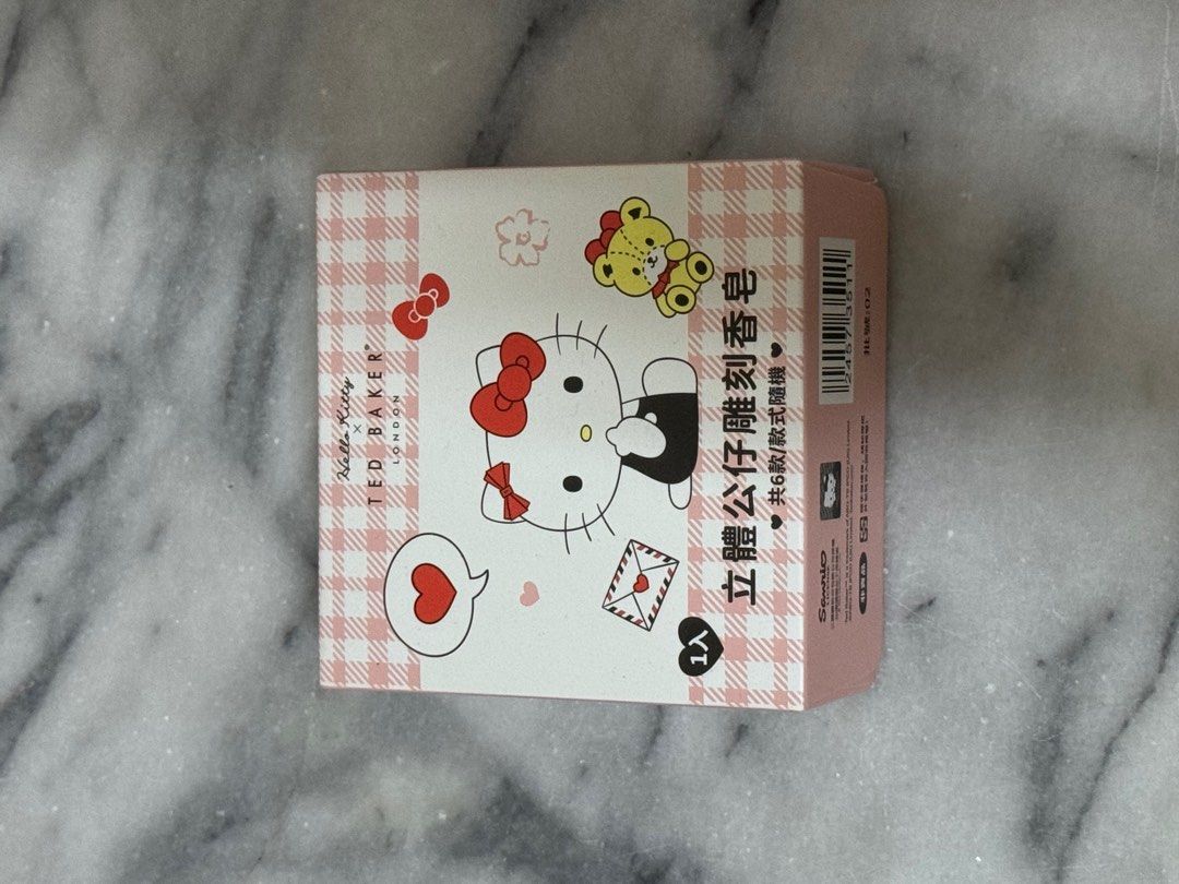 由 aa0900548236708 (刊登 ID 1380373685，圖片 1) 提交，位於 台北市 (Taipei) 的 Hello kitty 造型香皂 (類別：浴室、廚房用品配件)，說明：。