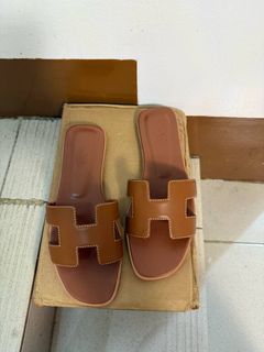 (Category: ) located in . Submitted by bag_botique (Listing ID 1380483215, Image 1). Description: .