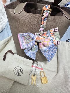 （分類：）位於 。 由 marleemy 提交（商品編號 1380454474，圖片 1）。簡介： 。