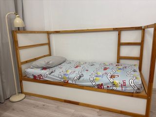 (Category: ) located in . Submitted by didiheng (Listing ID 1380382277, Image 1). Description: .