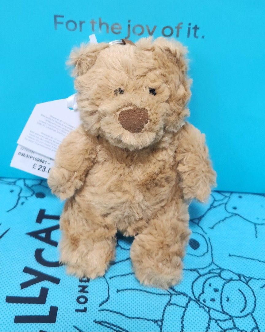 Instock Authentic Jellycat BNWT Bartholomew Bear Bag Charm (Category: Infant Playtime) located in Singapore. Submitted by yunaarina (Listing ID 1380372914, Image 1). Description: I Sell only 💯Authentic Jellycat with BNWT !! Join t.me/yunajellycat for more updates and Give away 💝 Instock Jellycat can be collected on the same day too! Free Face Picking 💖 refer to the individual listing for price Dust bag Small $3 medium $5 Jellycat Gift Bag is a