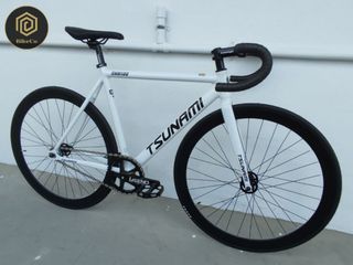 (Category: ) located in . Submitted by bikeco (Listing ID 1380441894, Image 1). Description: .