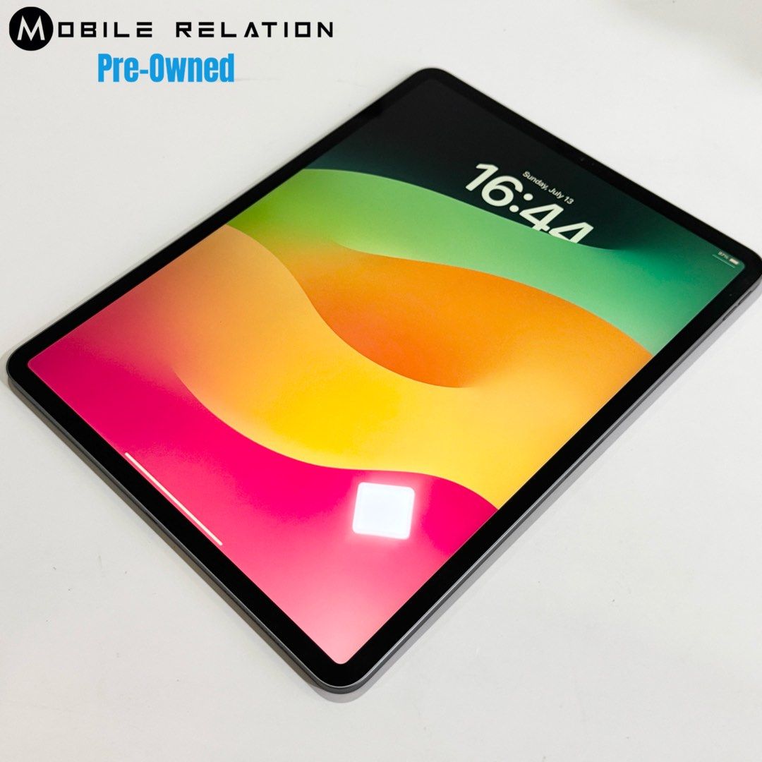 iPad Pro 4 12.9" WiFi (2020) Space Grey 128GB (Category: iPad) located in Singapore. Submitted by mobilerelation.com.sg (Listing ID 1380385513, Image 2). Description: .