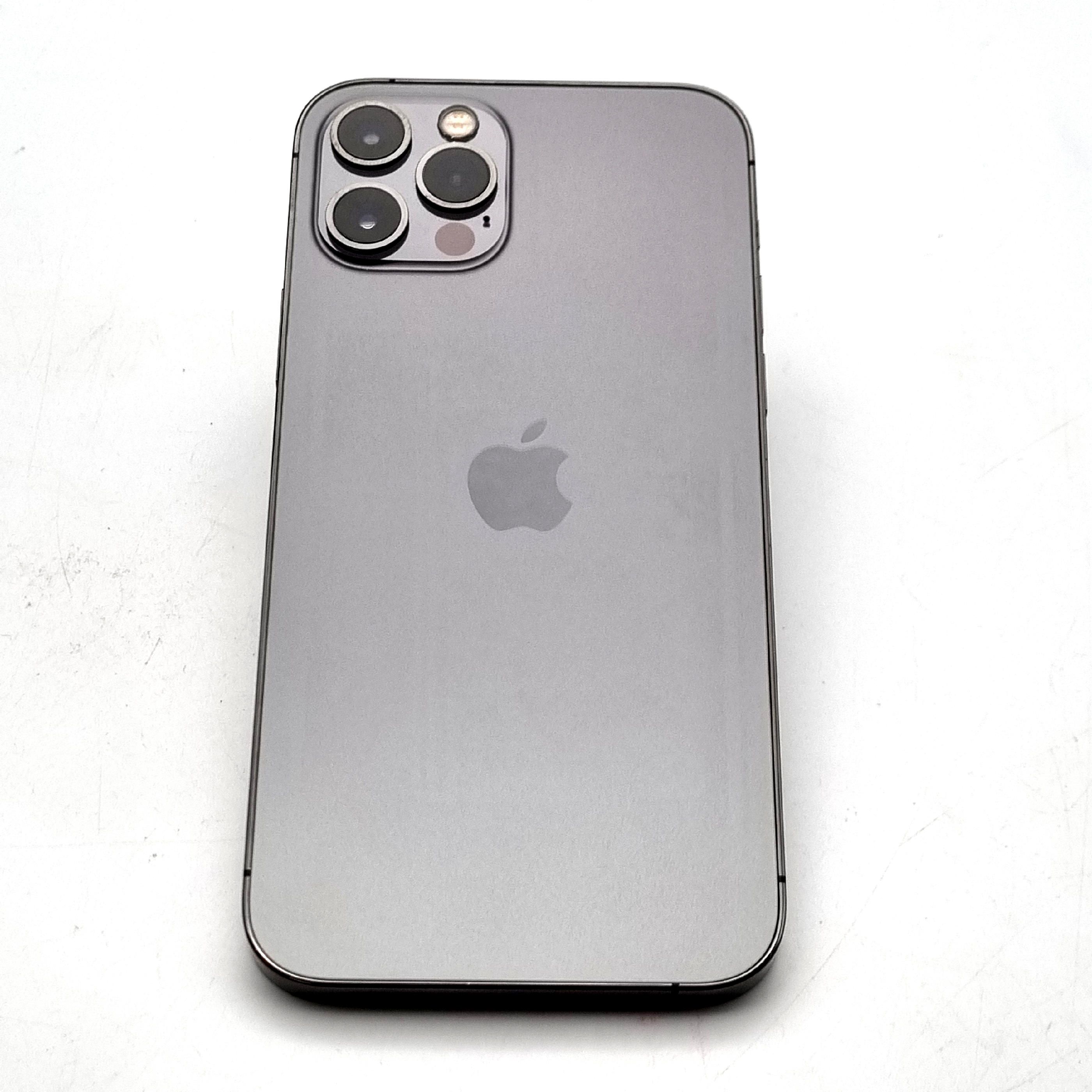 iPhone 12 Pro Graphite 256GB (Category: iPhone 12 Series) located in Singapore. Submitted by carousellmobile (Listing ID 1380292599, Image 2). Description: .