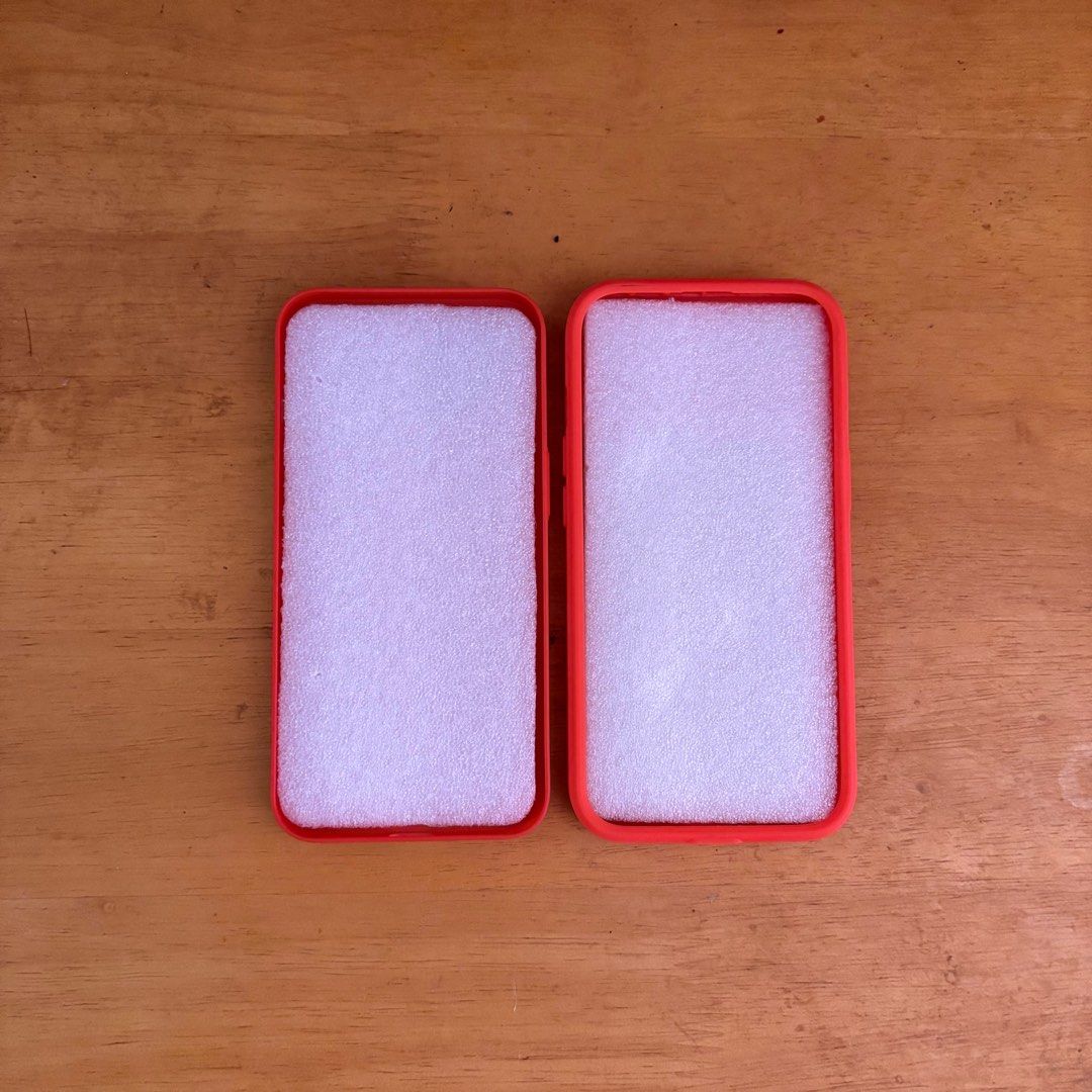 Iphone 14 Case Bundle 2: Red color (Category: Cases & Sleeves) located in Tagbilaran City. Submitted by rondezvouzzz (Listing ID 1380482287, Image 2). Description: .