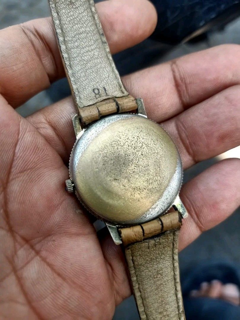 Jam antik (Kategori: Jam & Perhiasan Antik) berada di Sidoarjo. Dikirim oleh cokicokistore (ID iklan 1380424941, Gambar 3). Deskripsi: Manual.