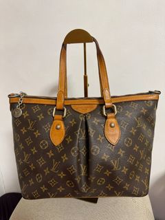 (Category: ) located in . Submitted by bag_botique (Listing ID 1380485289, Image 1). Description: .