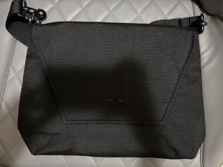 MAH 斜孭袋 郵差包 黑色電腦袋64207019091585110