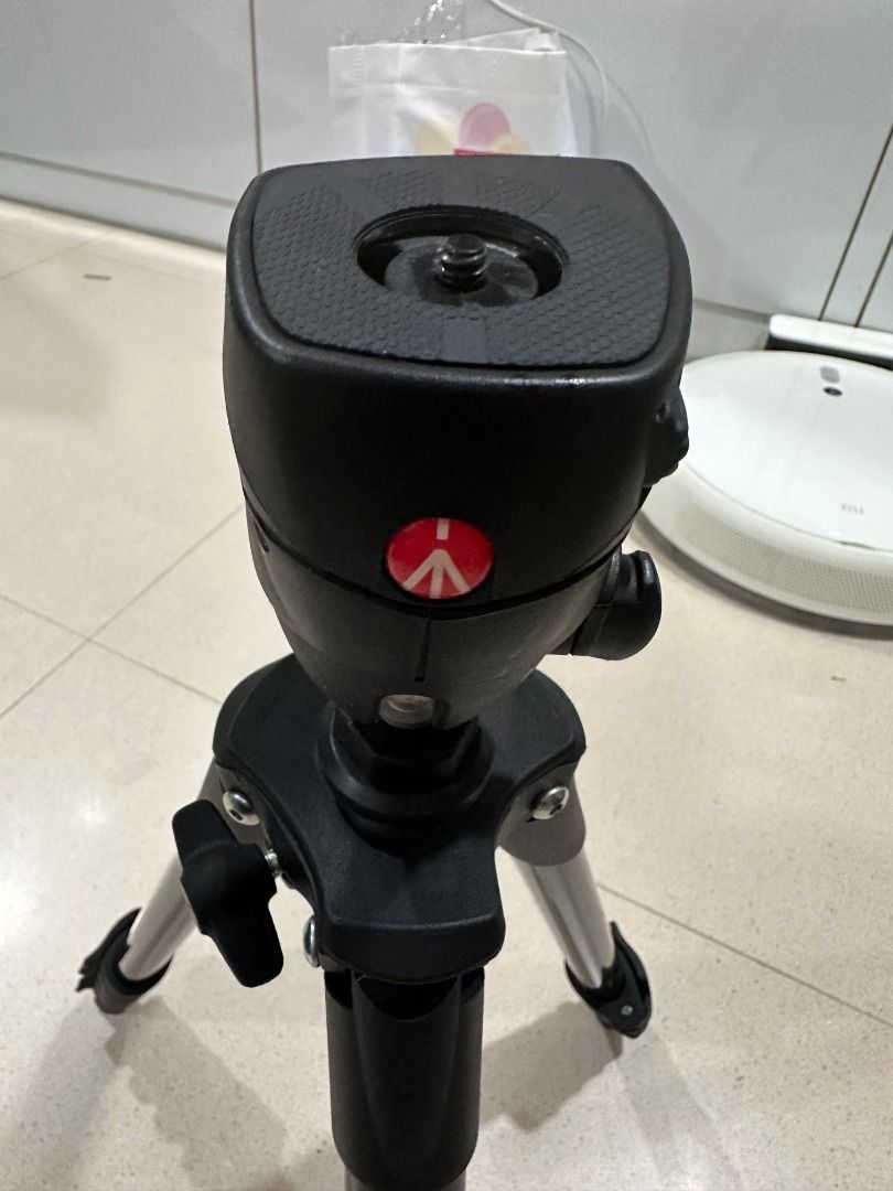Manfrotto BK Compact Action Aluminium Tripod with Hybrid Head, Black63107346883841112