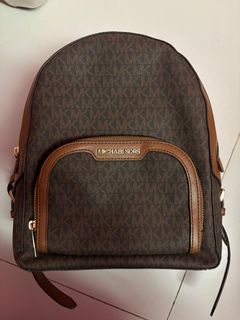 (Category: ) located in . Submitted by preloved265_ (Listing ID 1380461167, Image 1). Description: .