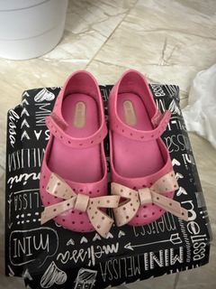 (Category: ) located in . Submitted by fem2017 (Listing ID 1380342053, Image 1). Description: .