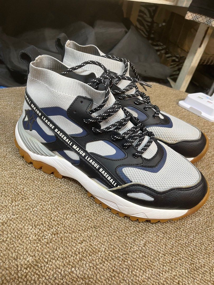 MLB NY major league baseball us 9 (Category: Sneakers) located in Quezon City. Submitted by brandmanila (Listing ID 1380328634, Image 1). Description: .