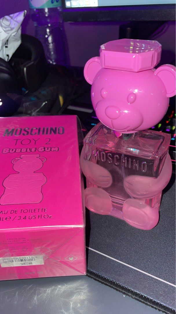 Moschino Toy 2 Bubblegum US Tester (Category: Fragrance & Deodorants) located in Quezon City. Submitted by weyniii (Listing ID 1380380617, Image 2). Description: 98% FULL .