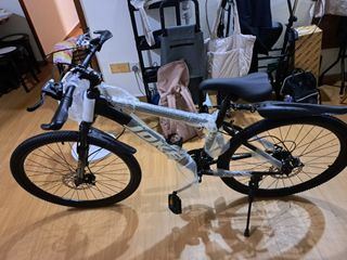 (Category: ) located in . Submitted by jdjdhfjdnd (Listing ID 1380444097, Image 1). Description: .