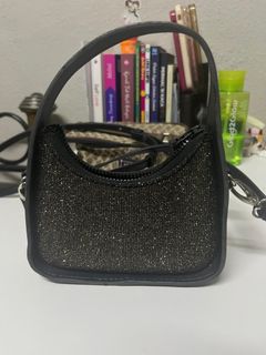 (Category: ) located in . Submitted by preloved545 (Listing ID 1380397635, Image 1). Description: .