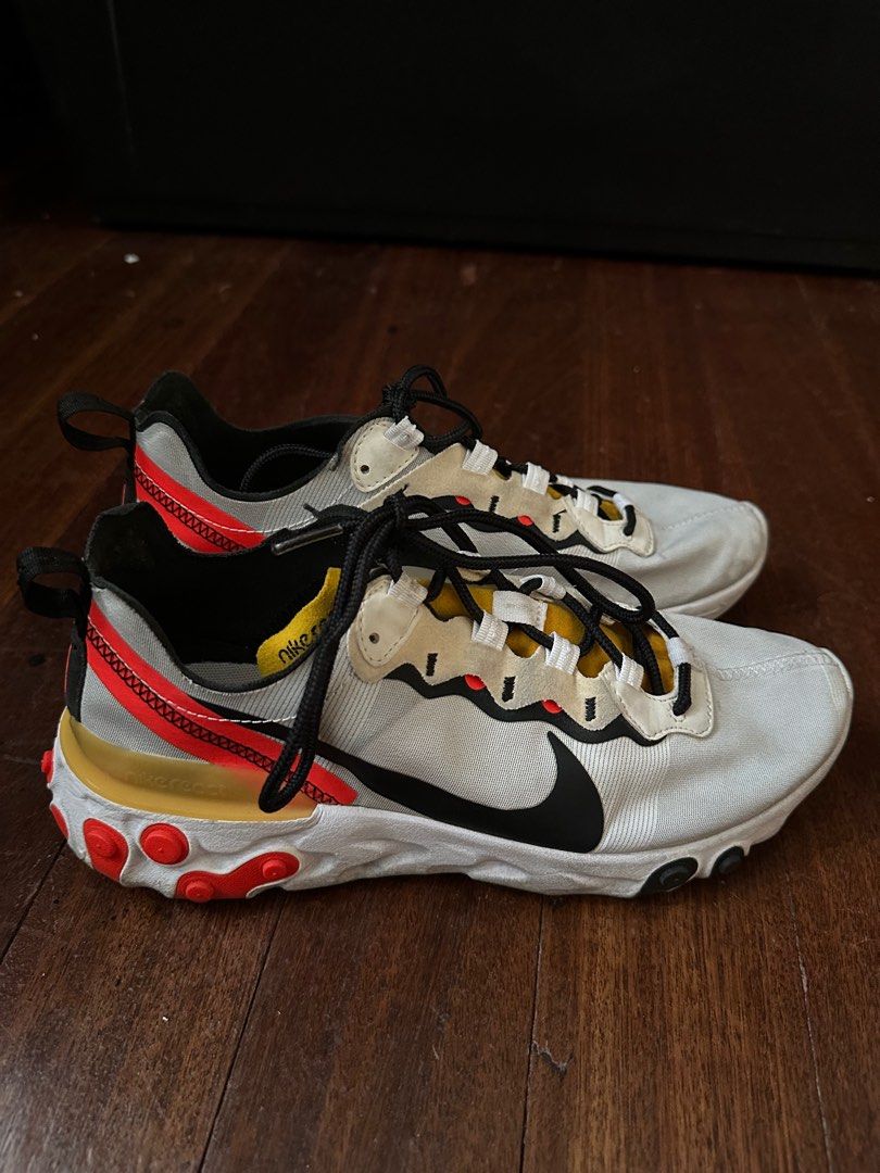Nike React Element 55 - US 7M (Category: Sneakers) located in Taguig. Submitted by declutter.dump (Listing ID 1380371312, Image 1). Description: Nike React Element 55 US 7M Heavily used but soles are still ok RFS: decluttering.