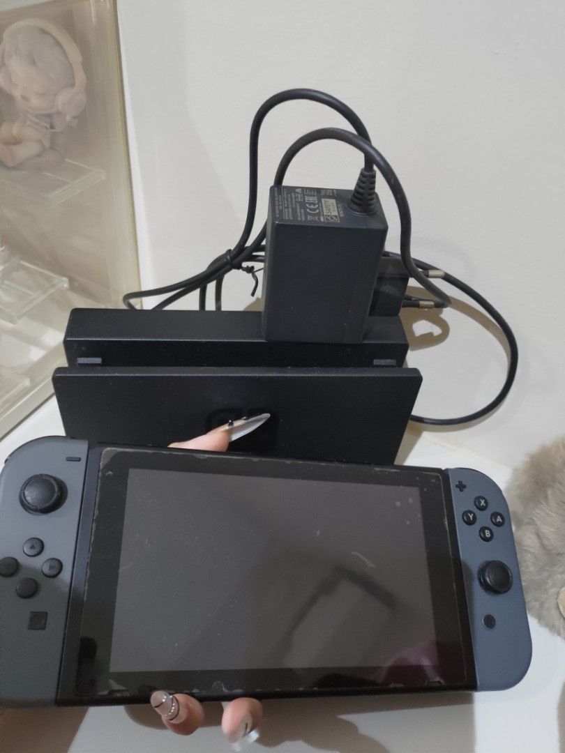 Nintendo Switch Console with Dock and Charger631084802974731129