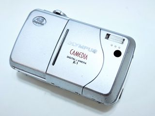 由 weichencamera (刊登 ID 1380408030,圖片 1) 提交,位於 的 (類別:),說明:。