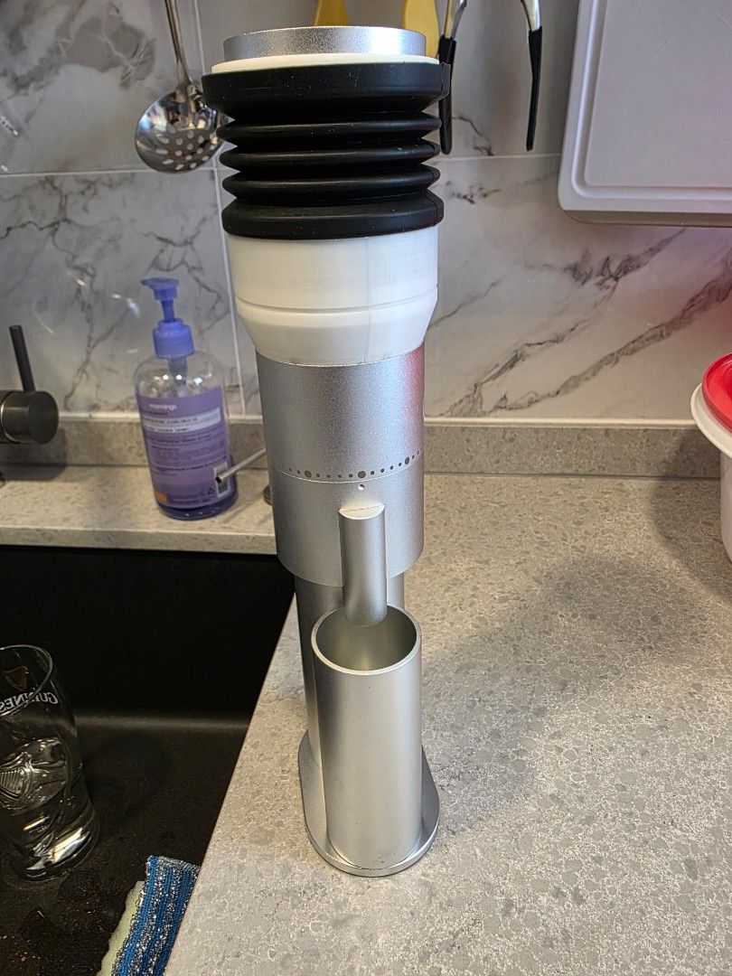 Option-O Lagom Mini電動磨豆機連吹殘粉泵, 家庭電器, 廚房電器, 咖啡機及咖啡壺 - Carousell