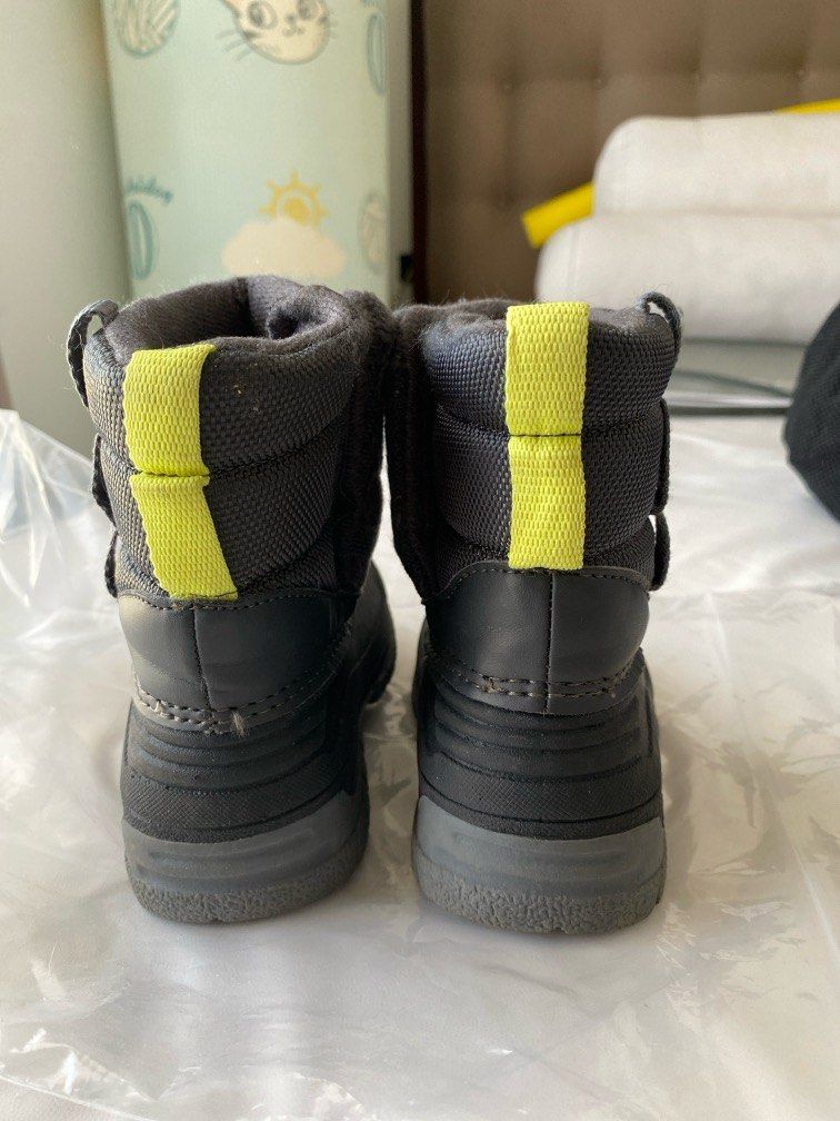Osh Kosh sepatu boot winter insole 14 cm (Kategori: 4 hingga 7 tahun) berada di Semarang. Dikirim oleh hello.summer93 (ID iklan 1380297029, Gambar 3). Deskripsi: .