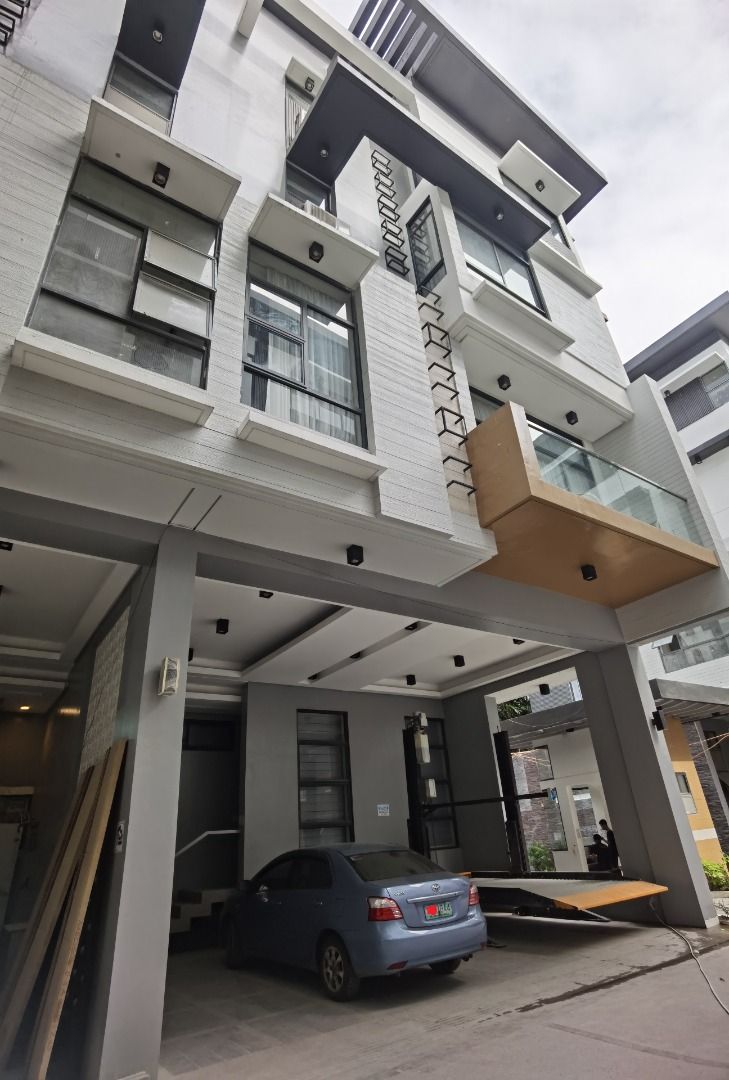 High End Condos With Private Elevators Reference: Private Elevator Smart Townhouse High End San Juan City Near