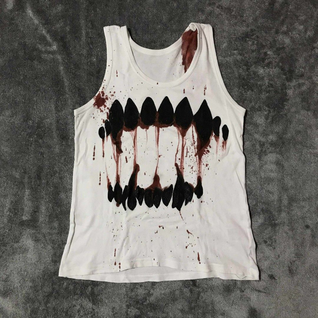 rawr tank top (Category: Sleeveless) located in Santa Cruz. Submitted by ringothrift (Listing ID 1380428771, Image 1). Description: s - m stretchable no flaws dm for more inquiries.