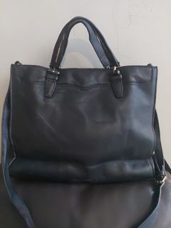 (Kategori: ) berada di . Dikirim oleh biyan_prelovedbag (ID iklan 1380304737, Gambar 1). Deskripsi: .