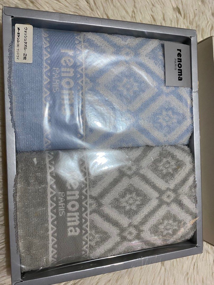 Renoma Brand Face Towel (Category: Bedding & Towels) located in Bulacan. Submitted by rich2545 (Listing ID 1380404528, Image 3). Description: Face Towel Set.