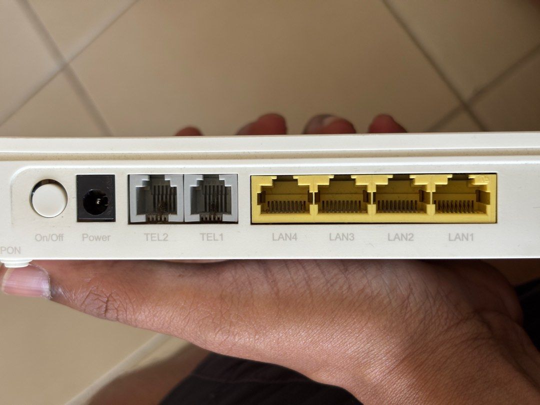 Router and Terminal Bundle63205298242305111
