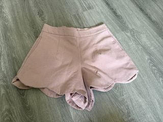 (Category: ) located in . Submitted by sparklingdazzling (Listing ID 1380338477, Image 1). Description: .
