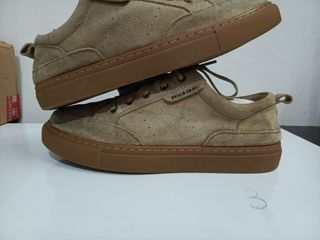 (Kategori: ) berada di . Dikirim oleh secondtrifth123preloved (ID iklan 1380479513, Gambar 1). Deskripsi: .