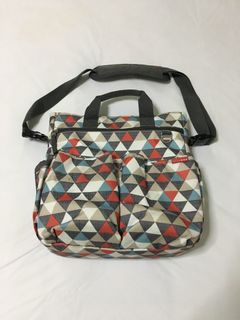 (Category: ) located in . Submitted by theshopsingapore (Listing ID 1380329480, Image 1). Description: .