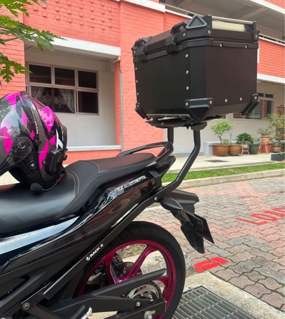 Sniper V2 Y16ZR Heavy duty rack + Zedge Box, Motorcycles, Motorcycle ...