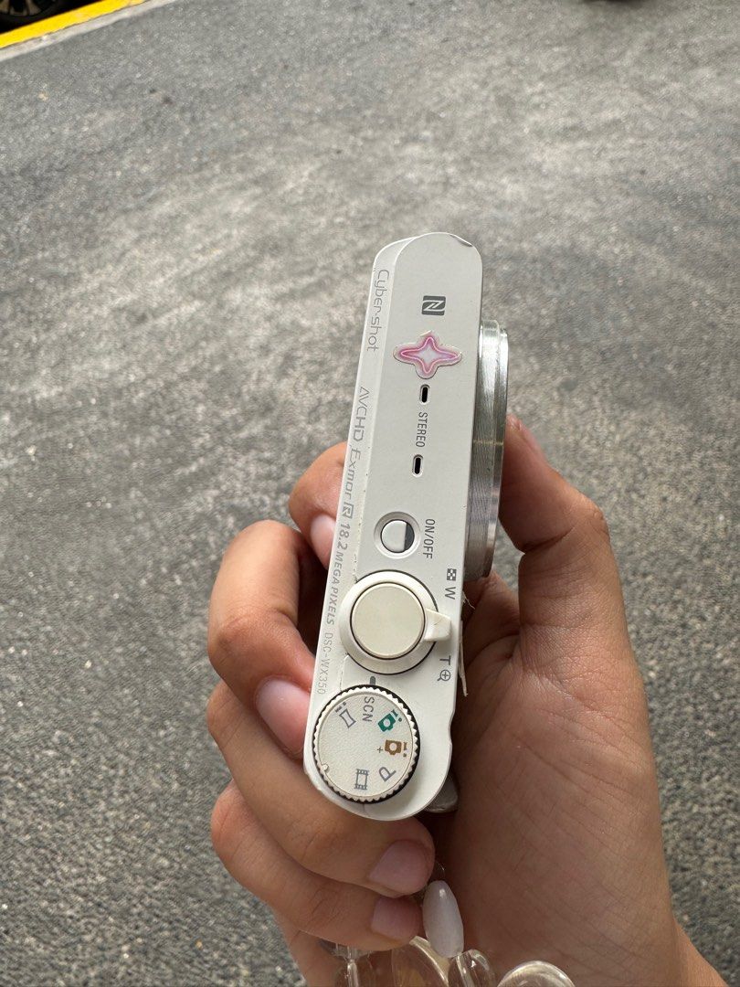 Sony DSC-WX350 (RARE CAM!!!) (Category: Cameras) located in Caloocan City. Submitted by _gwennydt (Listing ID 1380378293, Image 3). Description: Sony Cybershot DSC-WX350 (White) Features: 18.2 MP Exmor R CMOS sensor 20x Optical zoom Up to ISO 12800 1080p HD video recording Wifi supported Many scene selections 3” LCD monitor All functions are working—flash, buttons, zoom, video, audio Crisp photos! Inclusions: Battery, charger, memory card, strap 