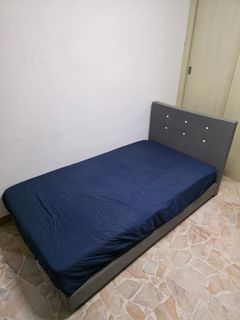 (Category: ) located in . Submitted by benmich86 (Listing ID 1380394043, Image 1). Description: .