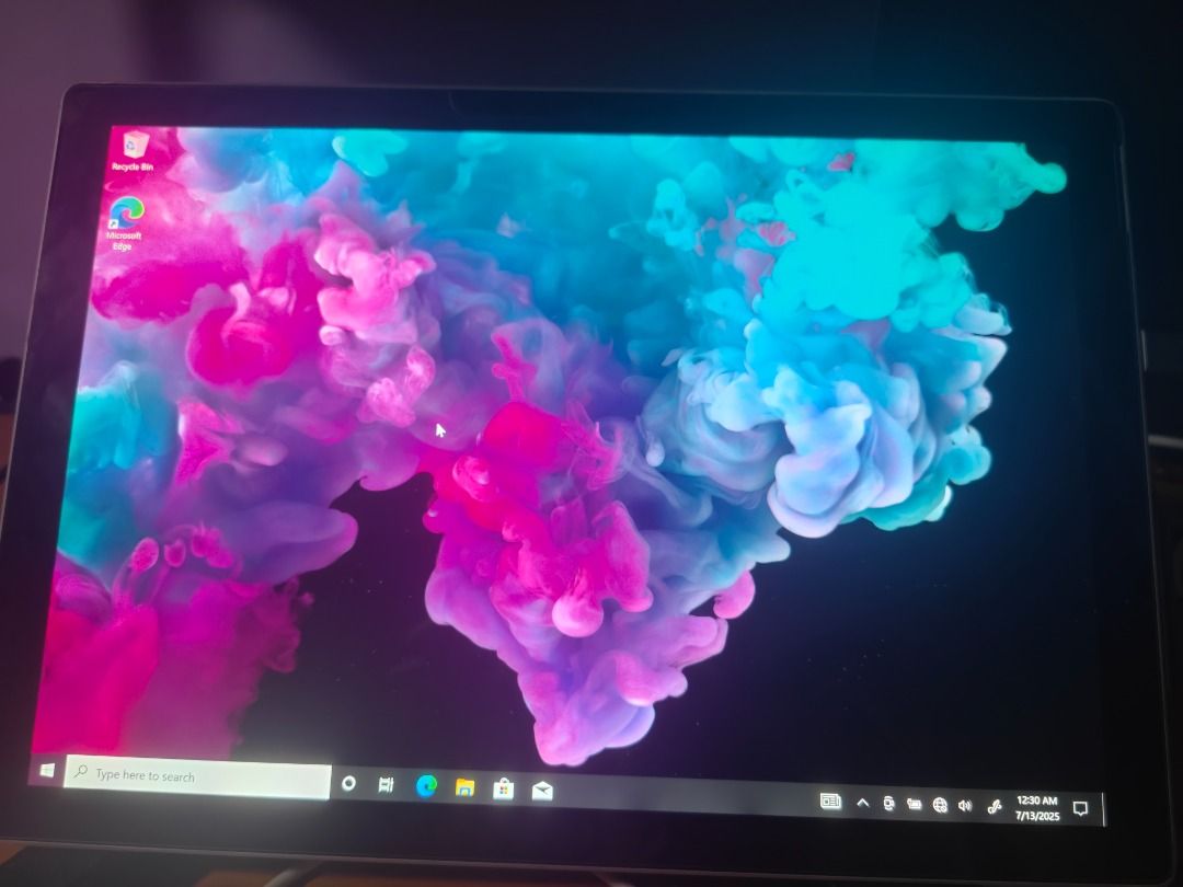 Surface Pro 5 (m3/4/128) (Category: Laptops & Notebooks) located in Singapore. Submitted by simplicitykk (Listing ID 1380438097, Image 1). Description: Surface Pro 5 (m3/4/128) - Display Glitch. Screen is very dark after startup, it needs a HDMI/screen plug-in to wake the screen up. Works perfectly otherwise, as a mini-desktop or for a repair-savvy buyer. Great deal for a pristine unit! Can chrcck before deal. .