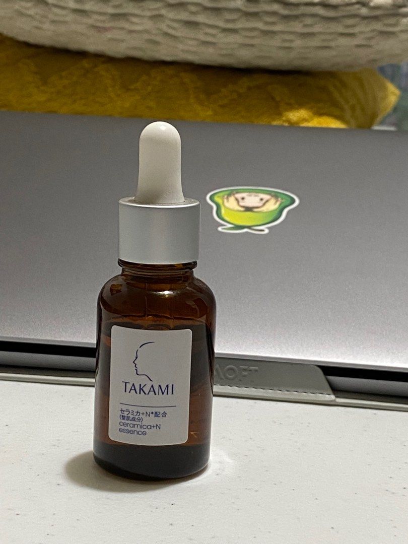 TAKAMI Ceramide Niacinamide Cica (Category: Face Care) located in Pasig City. Submitted by shopsukiph (Listing ID 1380495531, Image 1). Description: TAKAMI ceramica+N essence 30ml A skin-soothing essence with Ceramides, Cica and Niacinamide to soothe and stabilize sensitive skin. About 75% full Purchased at Sephora March 2025 Made in Japan Takami Tokyo Skin barrier friendly .