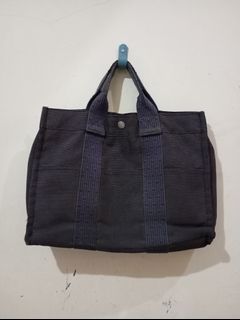 (Kategori: ) berada di . Dikirim oleh tokobundabundar (ID iklan 1380349999, Gambar 1). Deskripsi: .