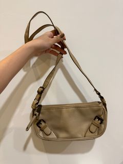 (Kategori: ) berada di . Dikirim oleh bulandanlaut (ID iklan 1380443058, Gambar 1). Deskripsi: .