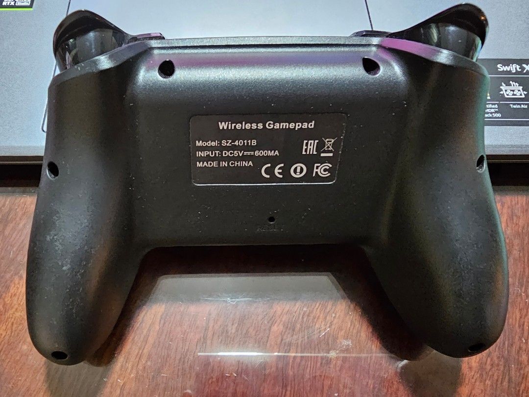 Third party (Aolion) PS4 controller63108480479235111